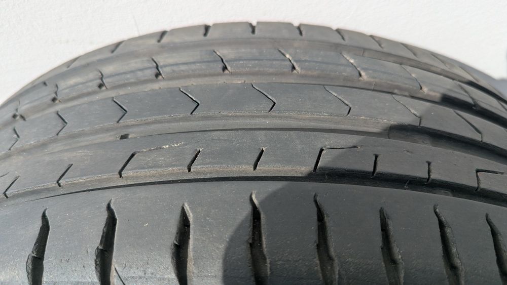 Continental premium contact 7 205/55/17 95W  XL шини літні