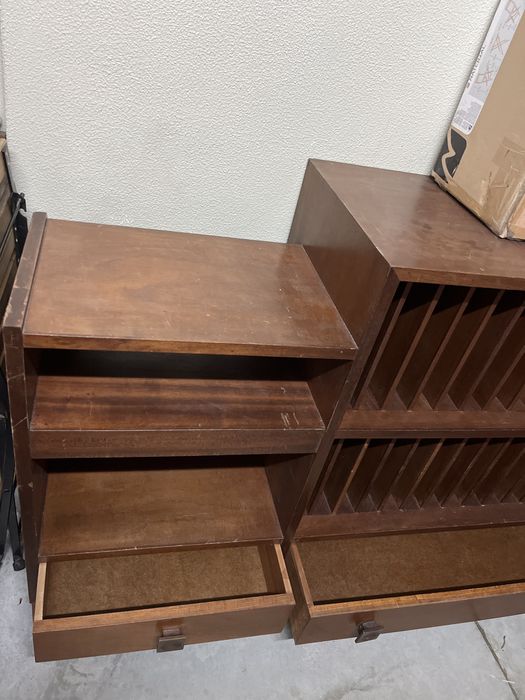 Mobel antigo de arquivo