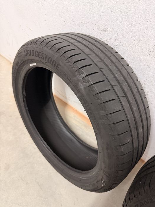 2 Pneus Bridgestone 205/45 R17 84V