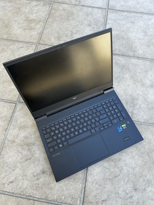 Portatil HP Victus (COMO NOVO)
