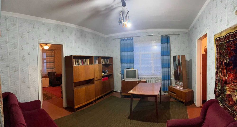 Пропонуємо до продажу будинок в центрі міста Городище