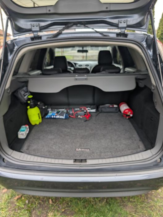 Форд фокус 2 2009 року.