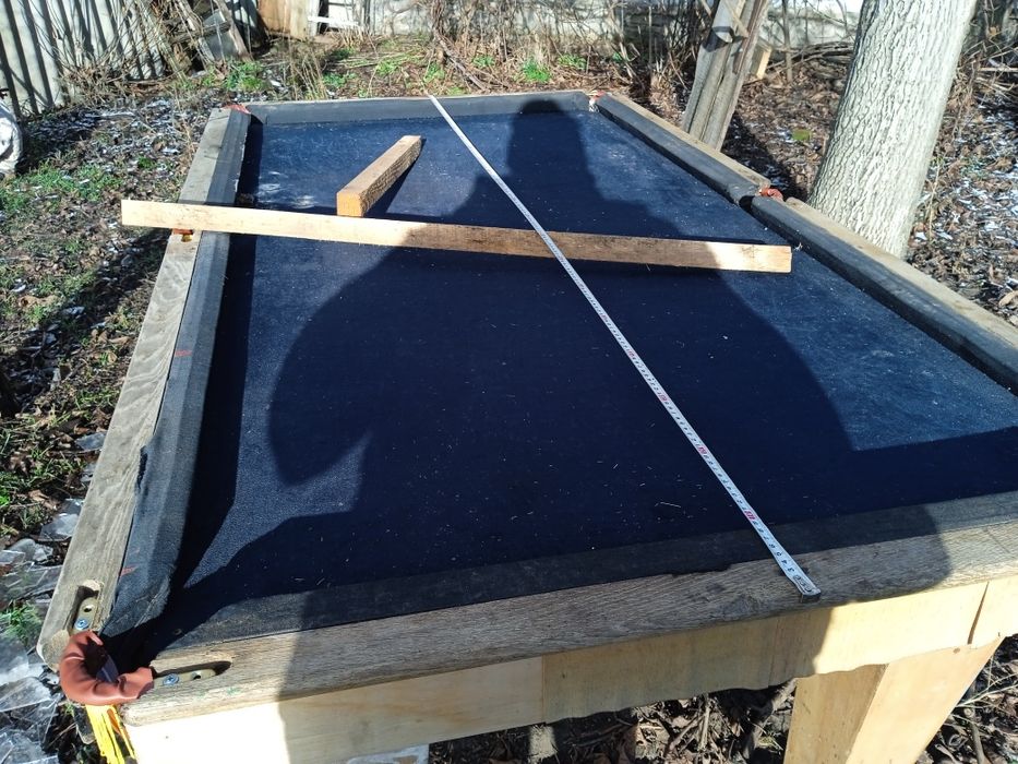 Бильярдный стол         ..