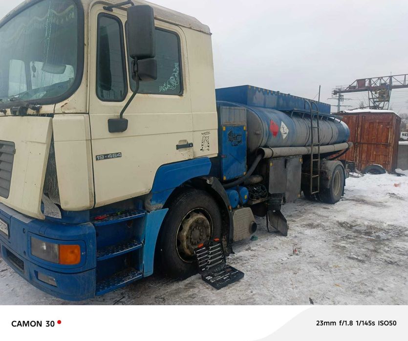 Продам бензовоз MAN 9,5м3