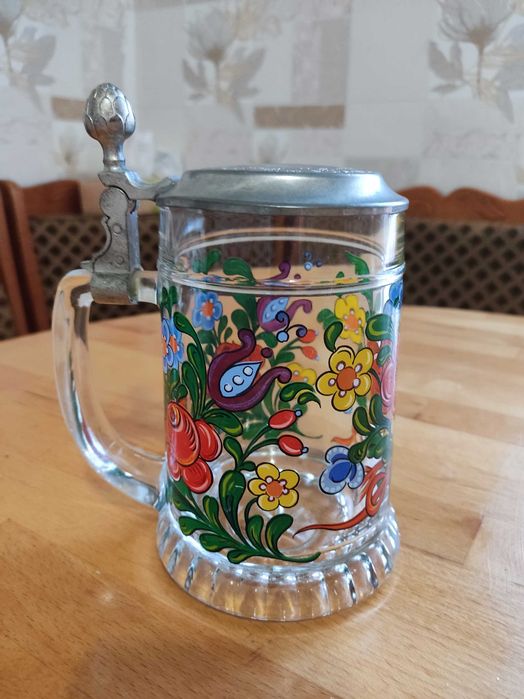 , чашки гіганти, дитячі чашечки, Пивний кухоль з кришкою.