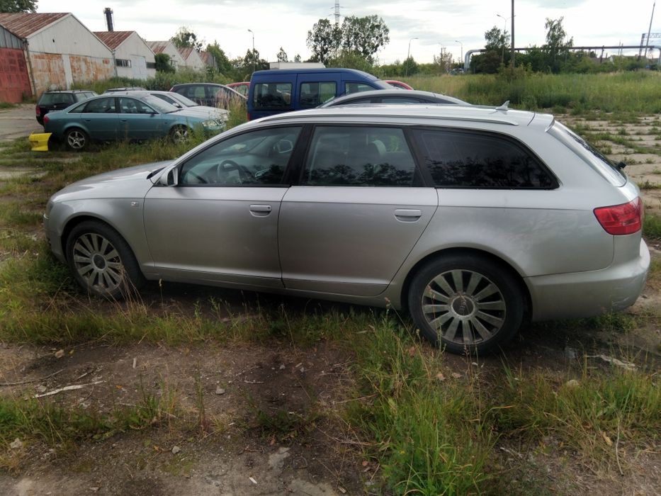 Audi a 6 c6 quattro 3.2 fsi manual uszkodzona całość albo części