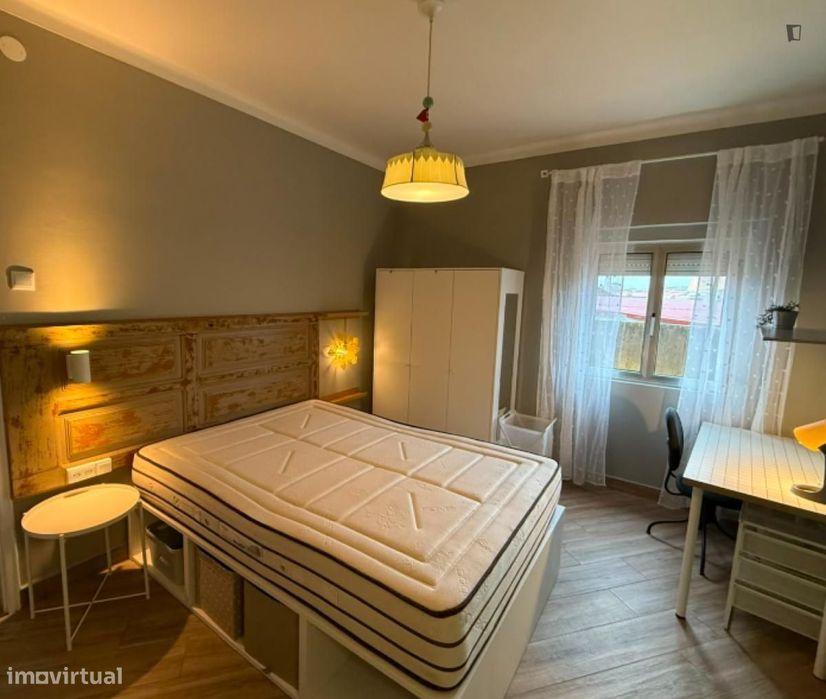 Quarto - localizado em Santarem
