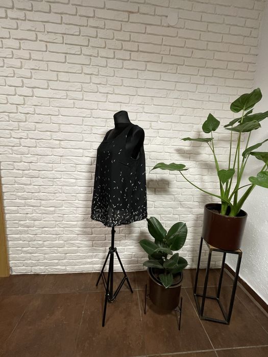 Czarna bluzka we wzorki street one