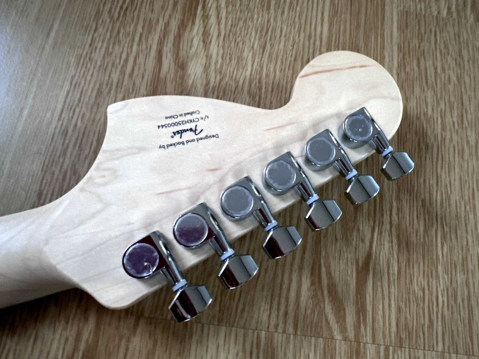 Новий Squier by Fender Affinity Stratocaster FMT HSS Sienna Sunburst