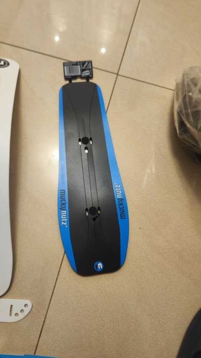 Błotnik Mucky Nutz Gut Fender niebieski nowy