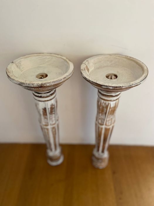 Par de tocheiros rústicos em madeira