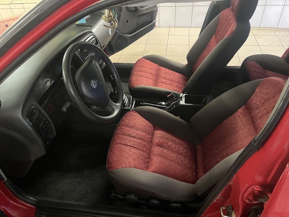 Nissan primera p10