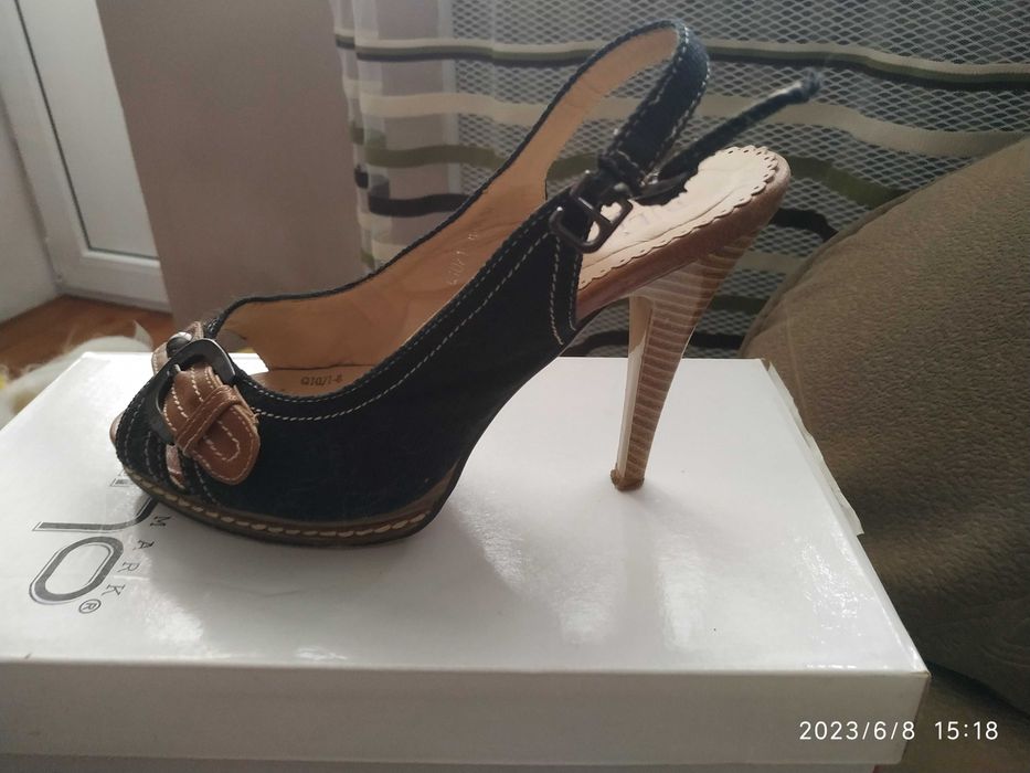 Продам Босоніжки джинсові