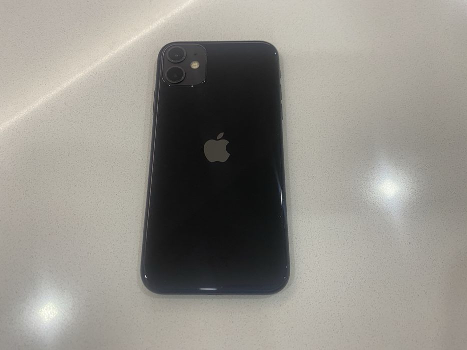 iPhone 11 64G Desbloqueado
