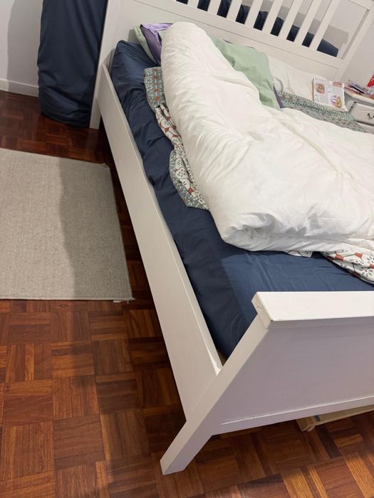 Cama casal ikea usada