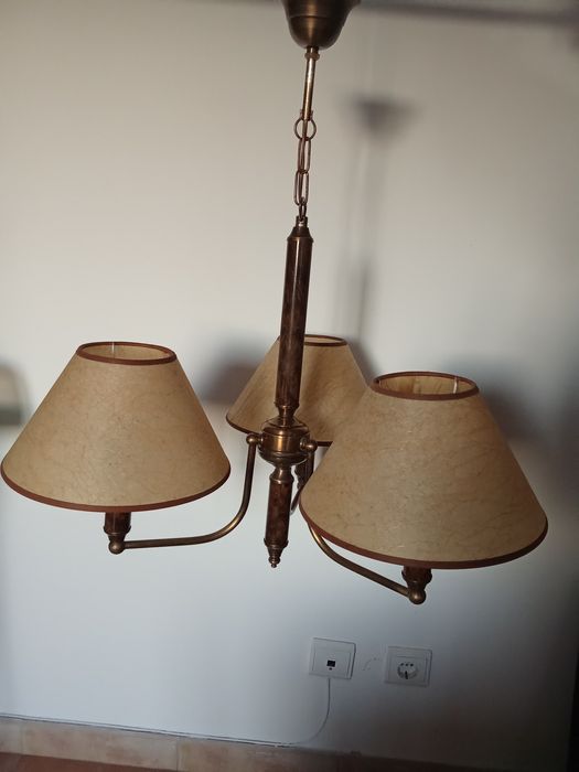 2 Candeeiro de mesa de cabeceira + candeeiro de teto