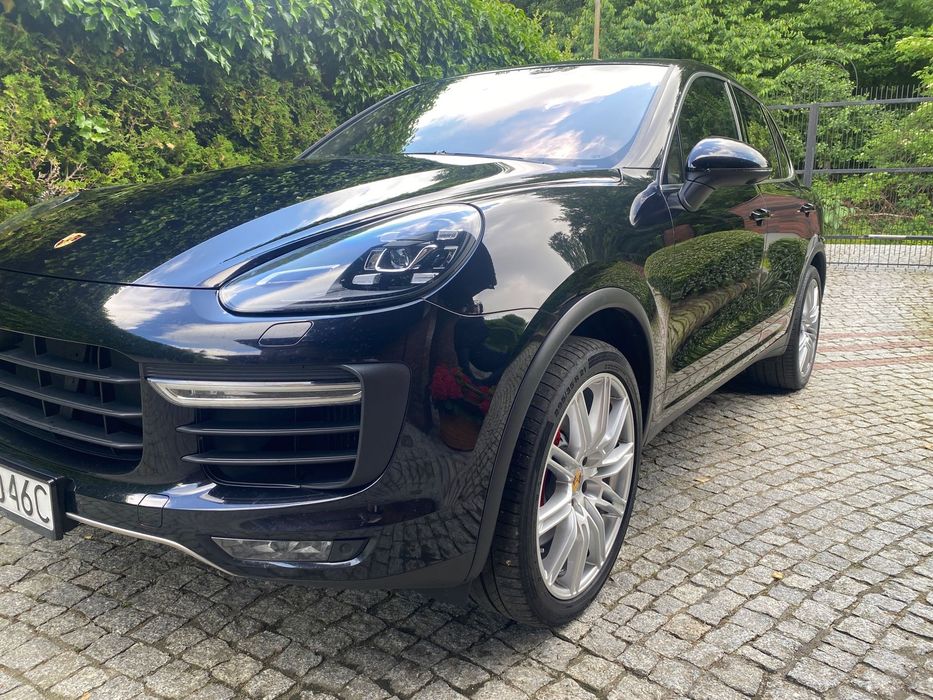 Porsche Cayenne Porsche Cayenne Turbo