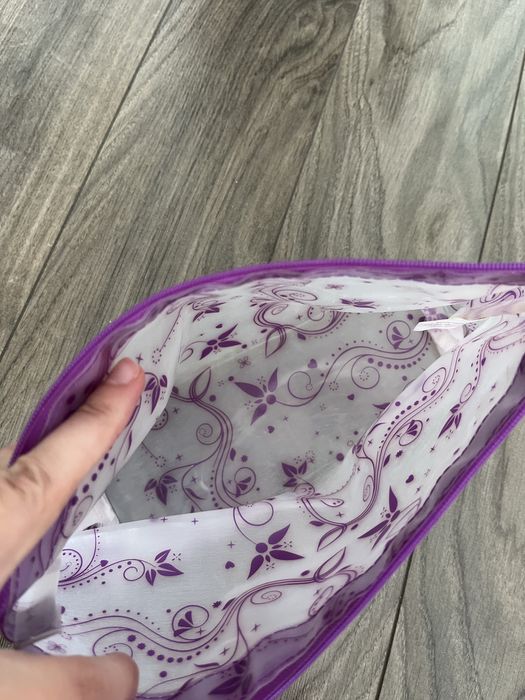 Kosmetyczka przezroczysta lotnisko