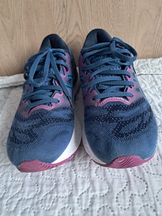Buty sport ASICS GEL-Nimbus 23 rozmiar 39