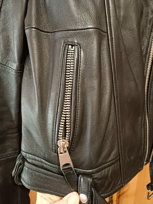 Продам шкіряну куртку Zara
