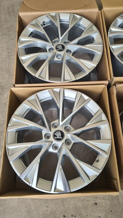 Felgi aluminiowe !Skoda Superb 4 IV Octavia ! Fabrycznie Nowe ! 18 cali ! MONTAŻ !