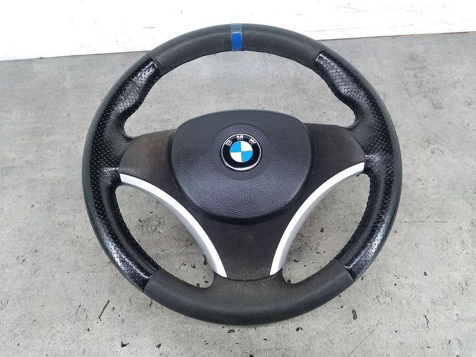 KIEROWNICA Z PODUSZKĄ BMW 1 E81 3057364  3051642