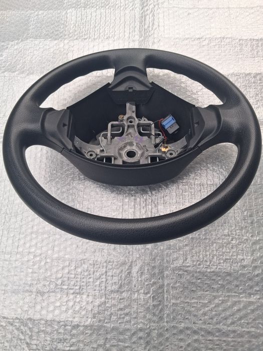 Kierownica  Partner Berlingo Expert Jumpy stan idealny  2008- 2018