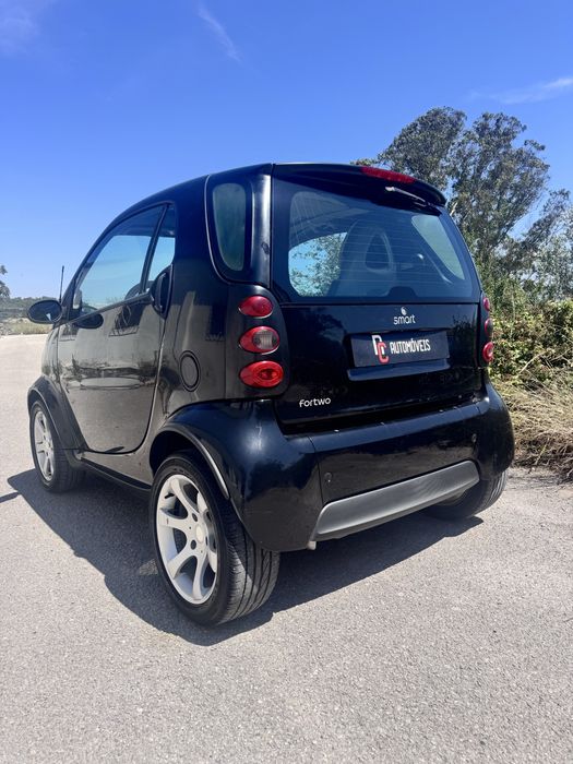 SMART FOR TWO 0.7 turbo , caixa automatico de 2004 nacional
