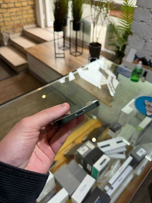 iPhone 13 256GB Midnight / Green | Гарантія | Магазин