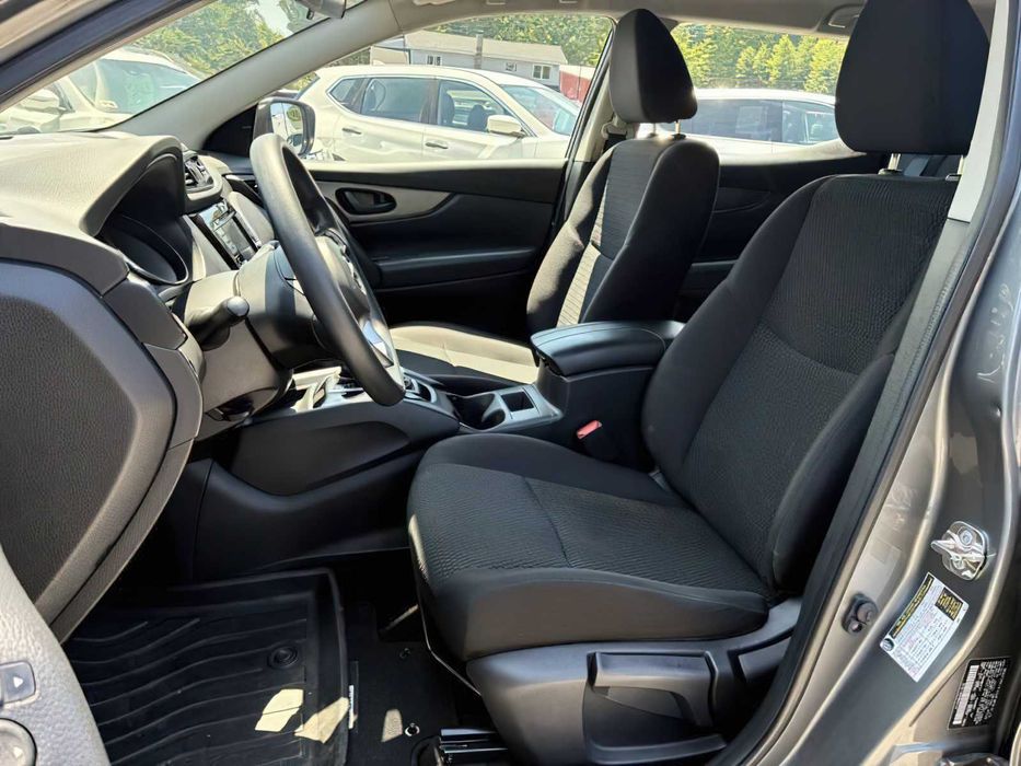 Nissan Rogue Sport SL      2022