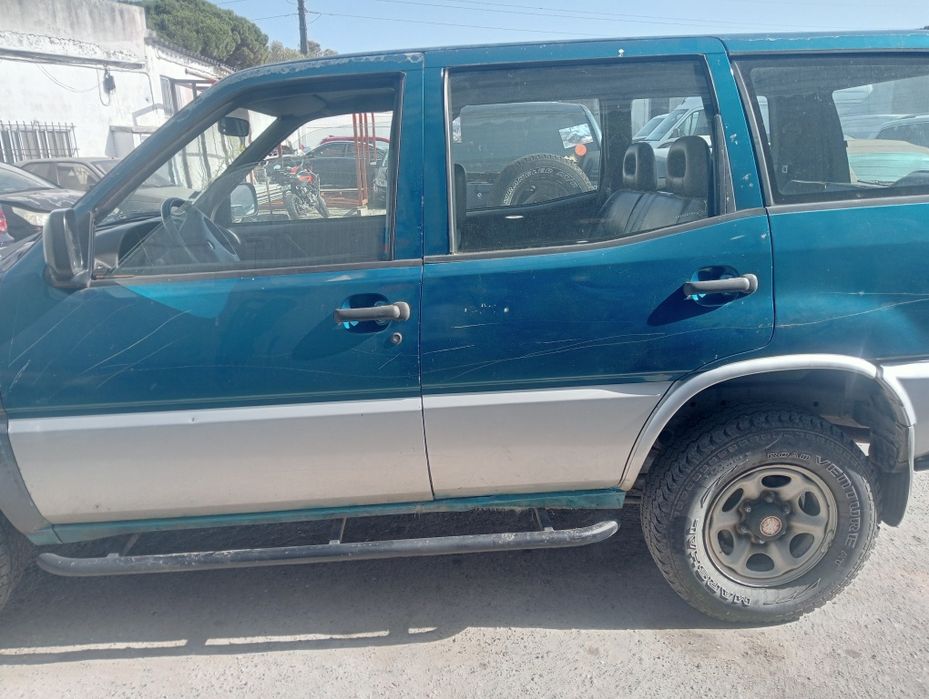 Nissan Terrano 2 para pecas