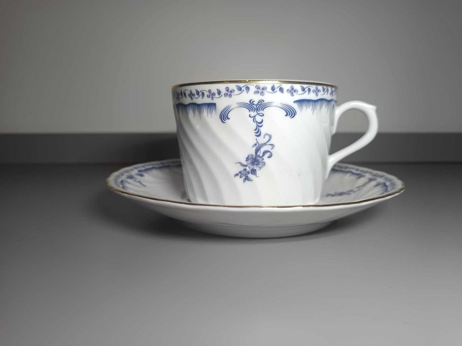 Chávena Quinta Nova — Elegância da porcelana portuguesa