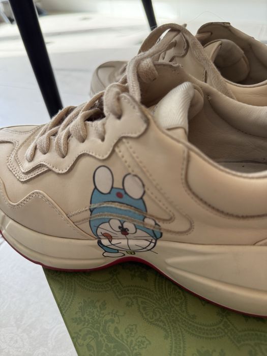 Продам кросівки Gucci