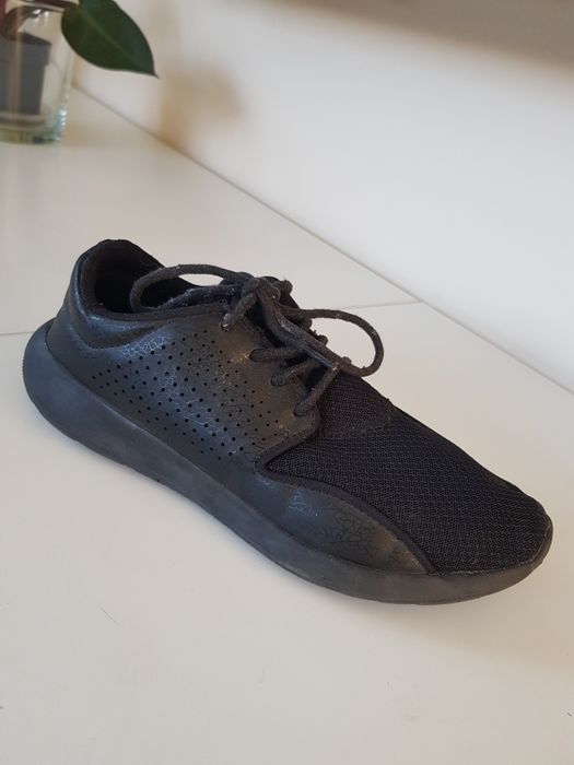 CZARNE lekkie buty sportowe 41 -26 cm