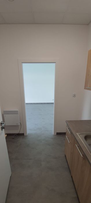 Wynajmę lokal handlowo- usługowy przy targowisku Krotoszyn