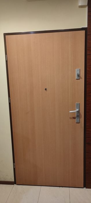 Drzwi wejściowe 90-ki Lewe