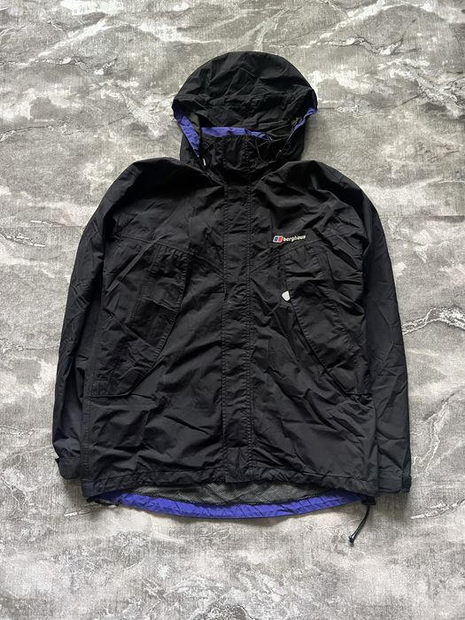 Класна ! Куртка Berghause на мембрані