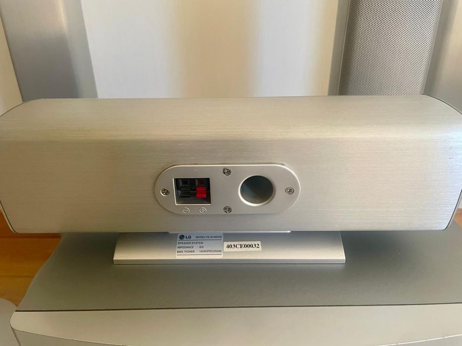 Sistema de som surround LG modelo FE-6100