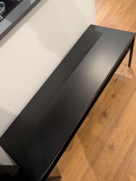 Consola tv / metal + madeira / preto/branco reversível / IKEA NIBODA