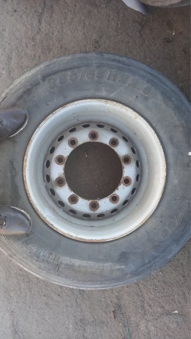 Диски грузовые  r 22.5