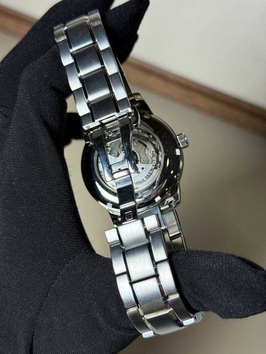 Годинник Orient Helios RA-AG0028L10A