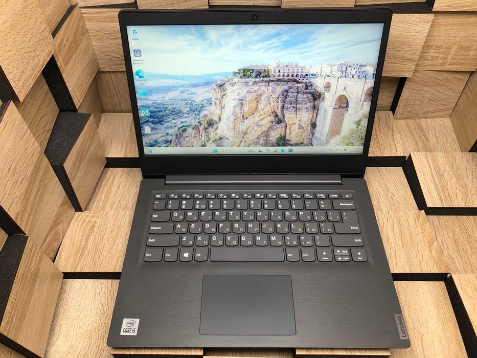 №5213 Ноутбук Lenovo LNVNB161216 FHD/i5-1035G1/8Gb/SSD256