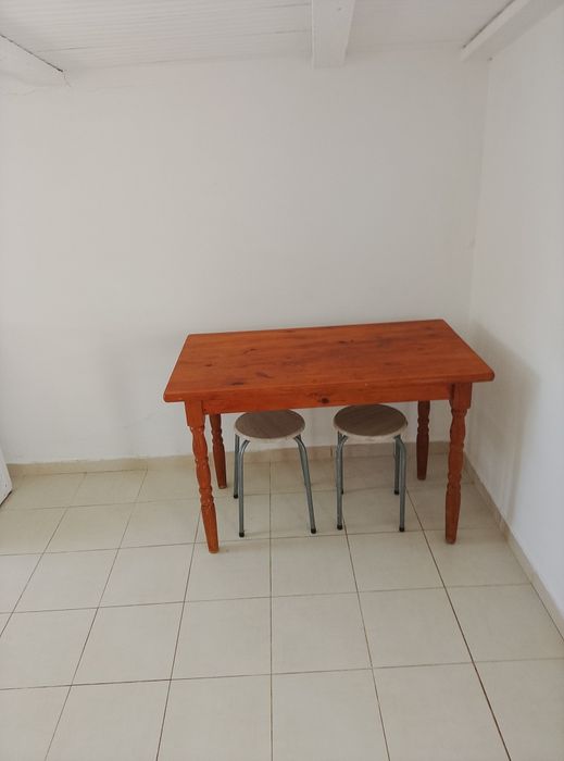 Casa T0+1 para arrendar