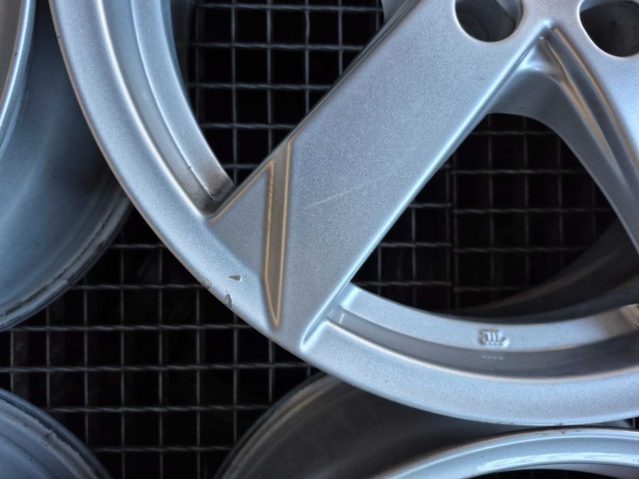 ALU FELGI  KIA HYUNDAI  5x114,3x67,1  R18 ET-49,5. Czujniki.