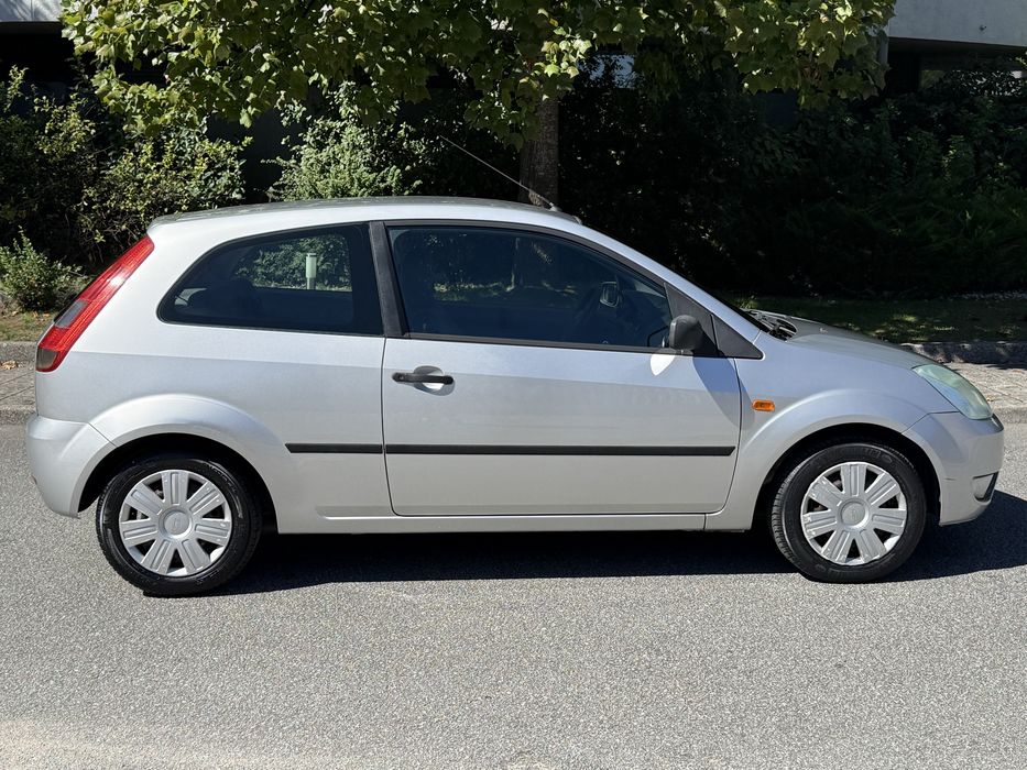 Ford Fiesta 1.25 excelente estado