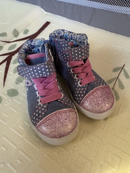 Кеди для дівчинки