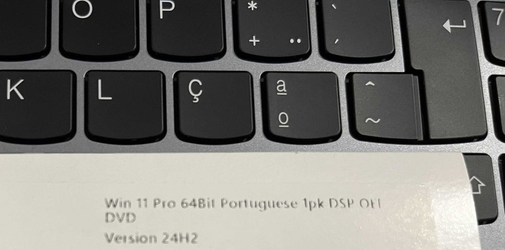 Portatil Lenovo Legion 5i 16IRX9-187 16"