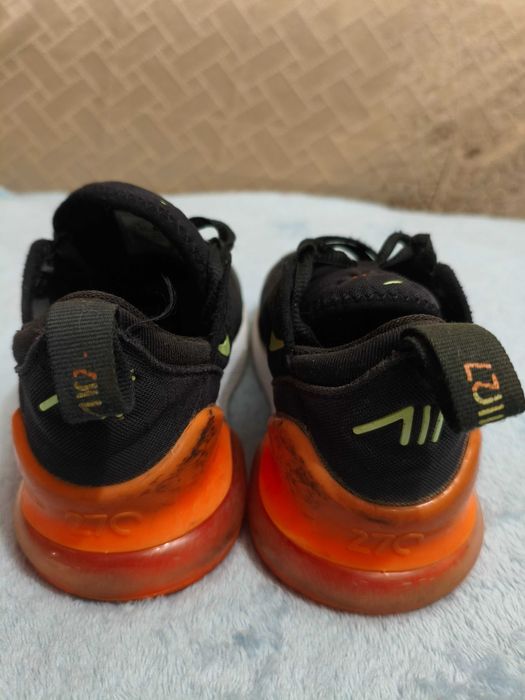 Дитячі кросівки Nike Air Max 270, розмір 28,5, устілка 19 см