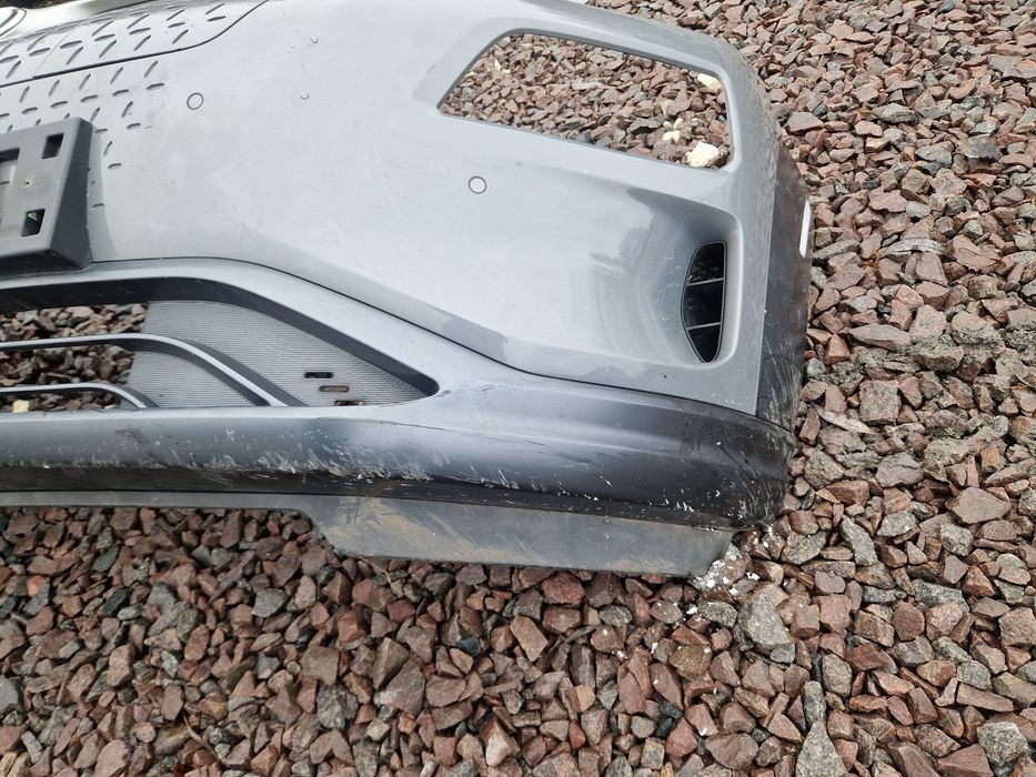 Hyundai kona electric бампер передний взборі, фари,  ходові вогні,