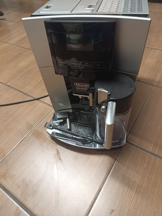 Ekspres do kawy DeLonghi
